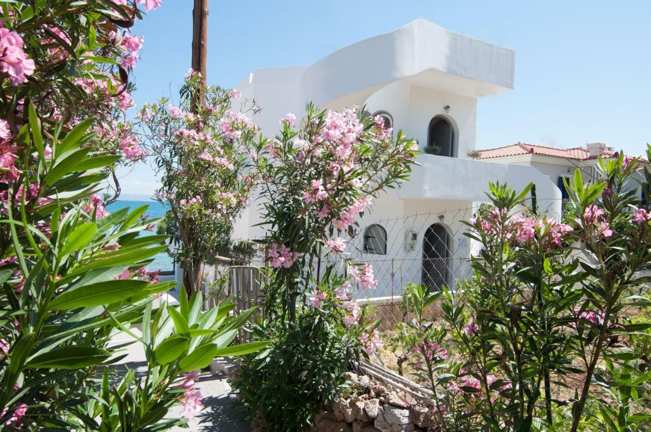 Nautilus Nontas Hotel Megalochori  Exterior photo